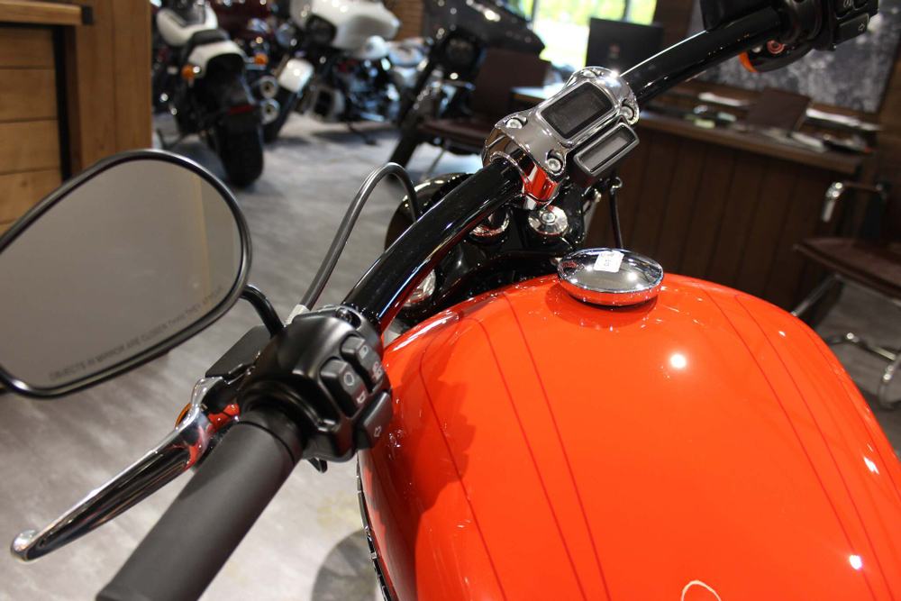 Softail Breakout 114 (FXBRS) Harley-Davidson 2020 Performance Orange