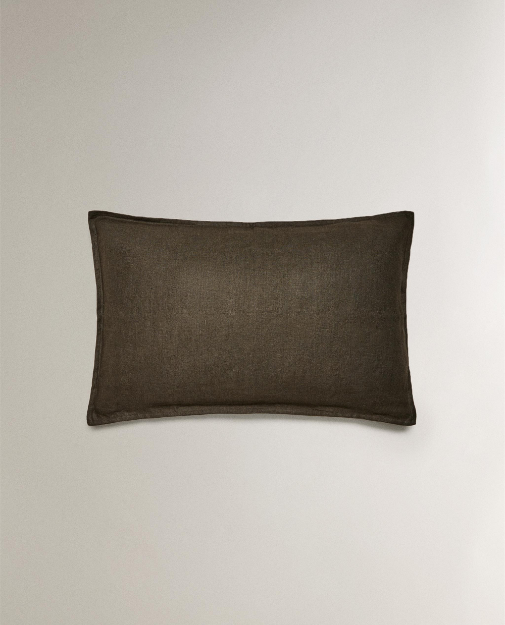 Zara Home наволочка декоративная из льна, хаки, 40x60 см