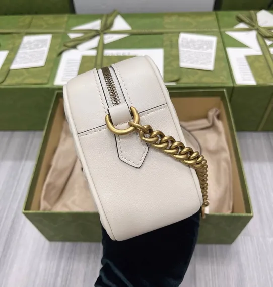Мини-сумка Gucci GG Marmont, бежевый