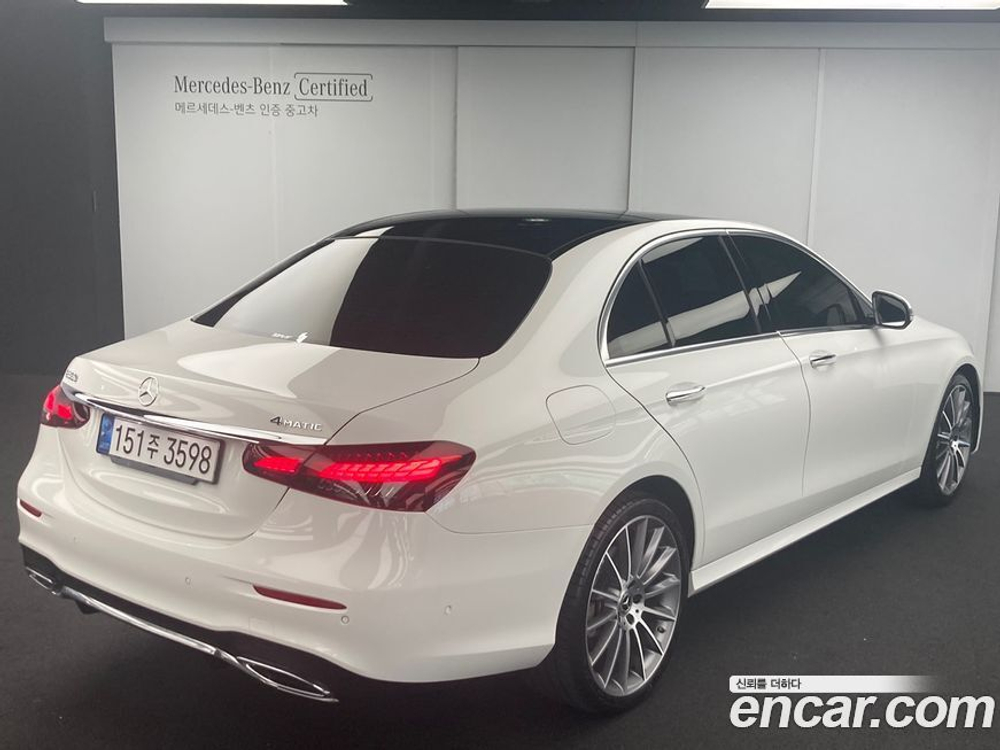 Mercedes-Benz E-Class W213 E350 4MATIC AMG Line (05.2022)