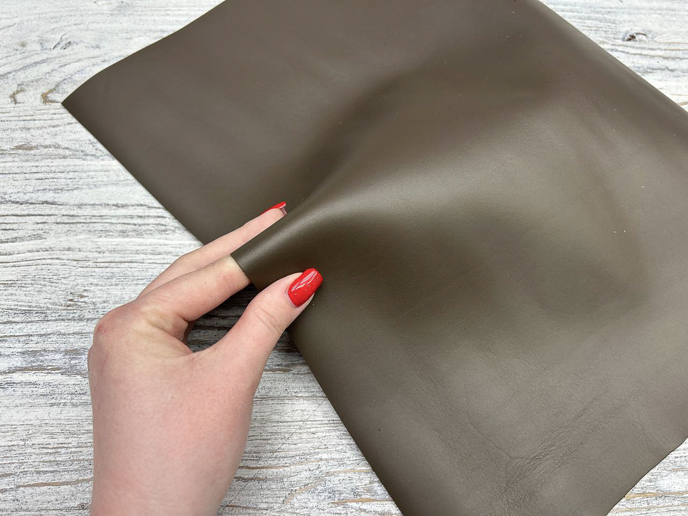 Прима цв. Оливковый / Vacchetta Prima Grey Oliva, толщ. 1,0-1,2 мм, ПАНЕЛИ