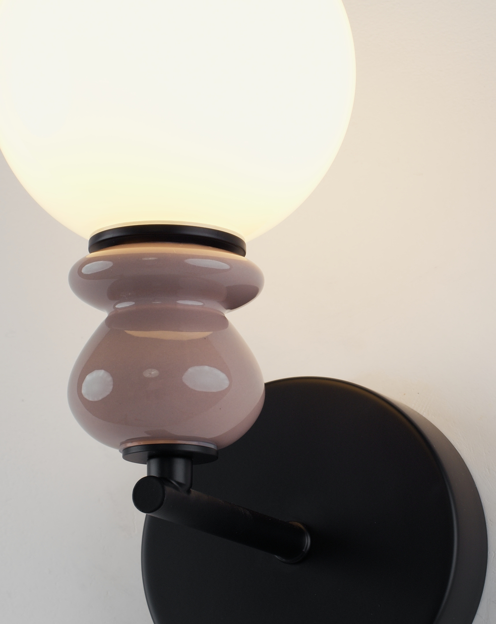 Светильник настенный светодиодный Moderli V11703-WL Glaze