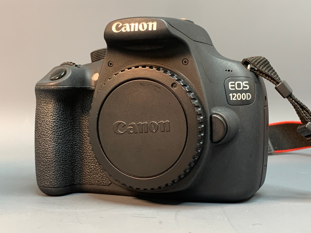 Canon 1200D Body 3.052 Кадров