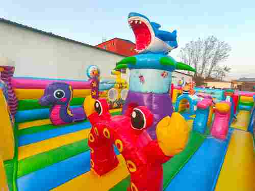 Коммерческий надувной батут без горки «В гостях у моря» 12*6*3,5 м.