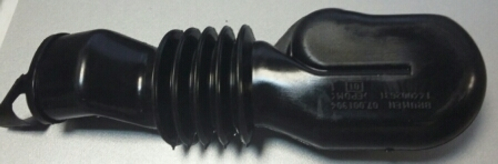 Патрубок дозатор-бак стиаральной машины Аристон, Индезит 275447 144002631