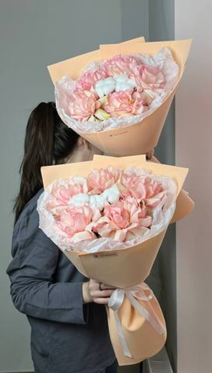 Букет из ажурных роз