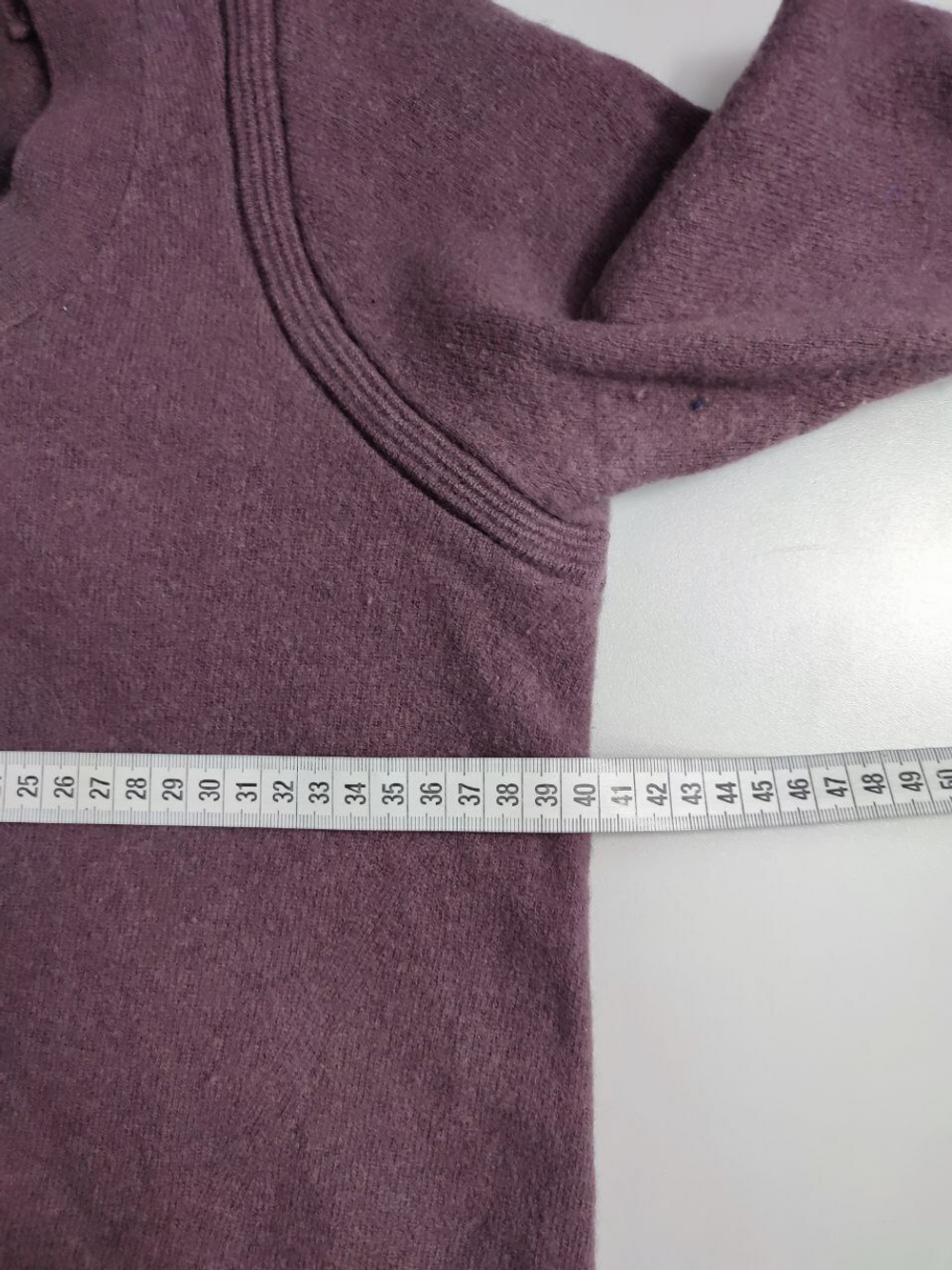 Джемпер шерстяной 44 размер