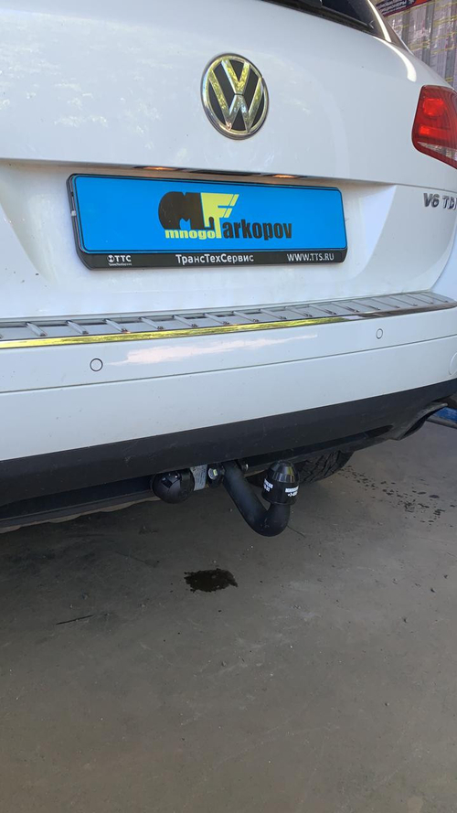 Фаркоп для Volkswagen Touareg, Audi Q7, Porsche Cayenne 2002-2018 Тип шара: A. Нагрузки: 3500/140 кг, AU 05