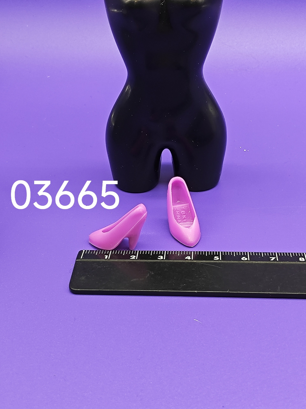 Обувь для куклы Барби винтаж туфли 03665