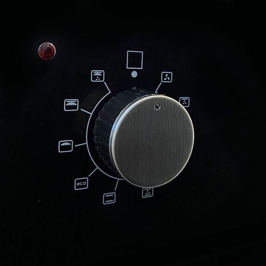 Электрический духовой шкаф Ginzzu HOE-241 черный