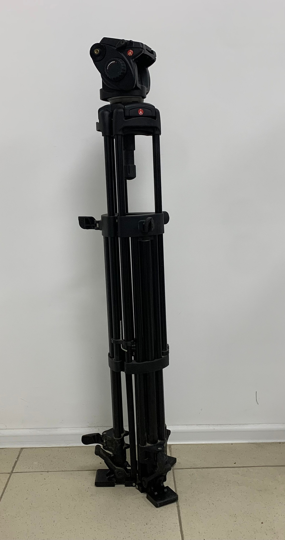 Штатив Manfrotto 525MVB + голова 501HDV