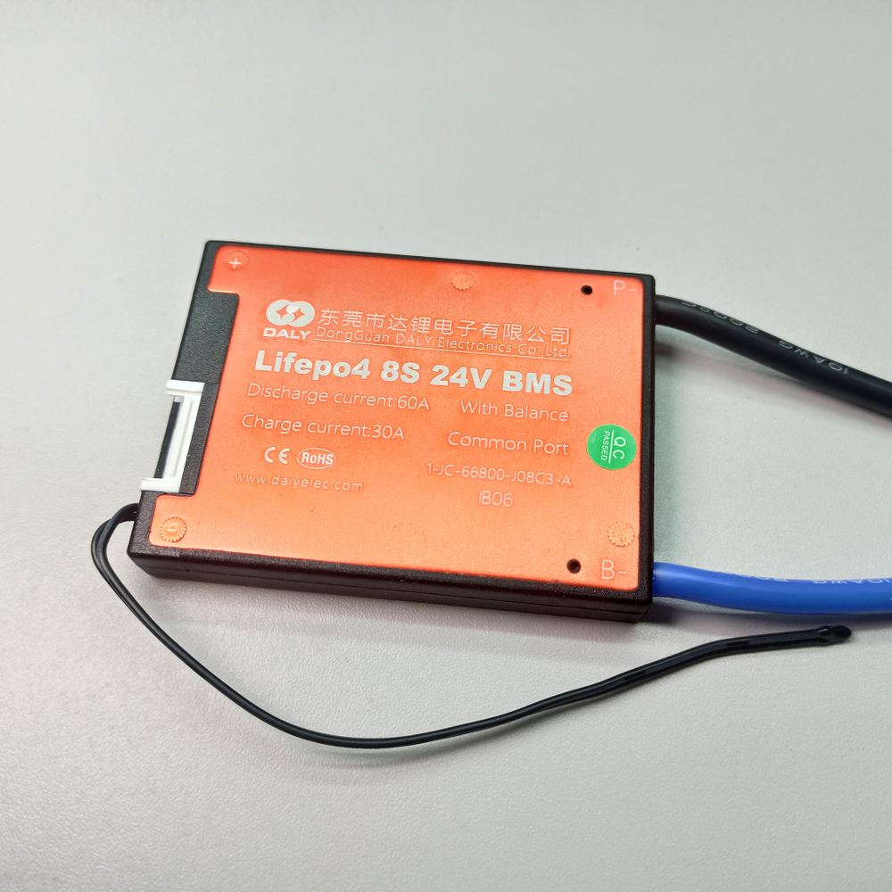 BMS LiFePo4 BMS daly 8s24v 60A