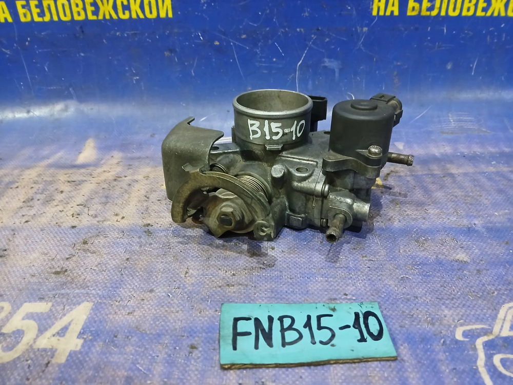 Дроссельная заслонка NISSAN SUNNY 2000