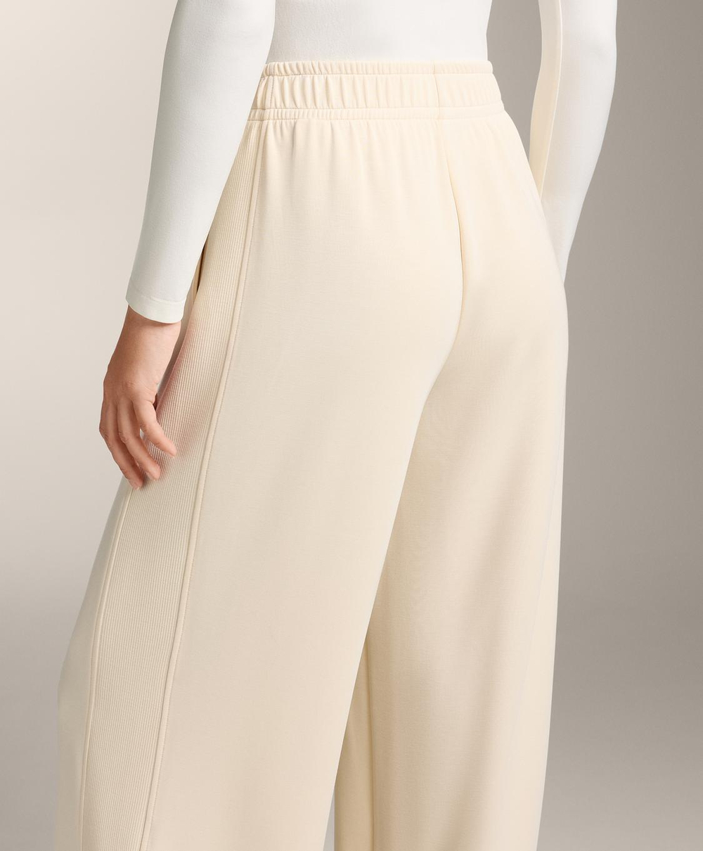 OYSHO Брюки прямого кроя с ребристой отделкой и модала, ванильный