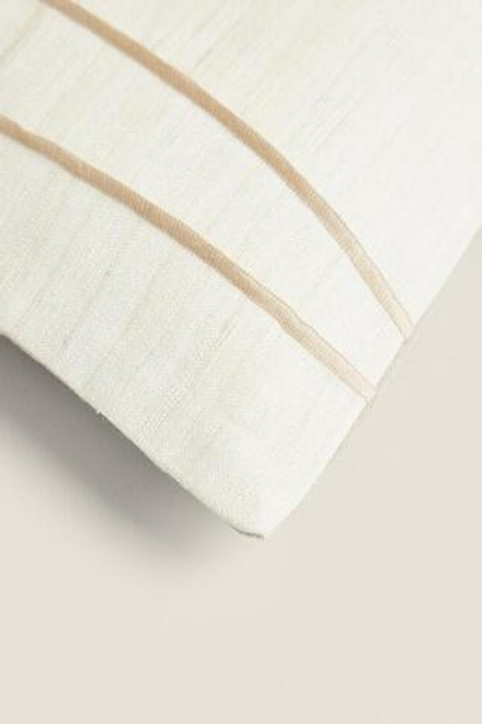 ZARA HOME ЧЕХОЛ ДЛЯ ДЕКОРАТИВНОЙ ПОДУШКИ С ВЫШИВКОЙ, СВЕТЛО-БЕЖЕВЫЙ