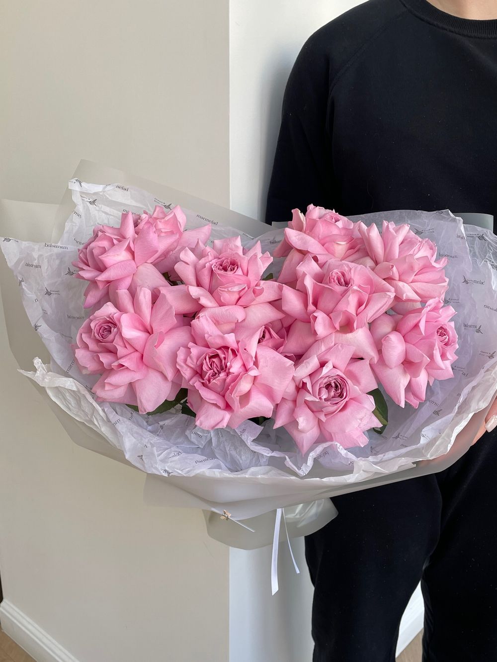 Букет из 13-ти вывернутых роз