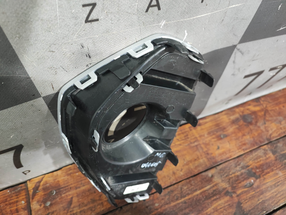 Накладка ПТФ передняя правая Haval M6 2 21-нв Б/У Оригинал 2803140XKZ0YA