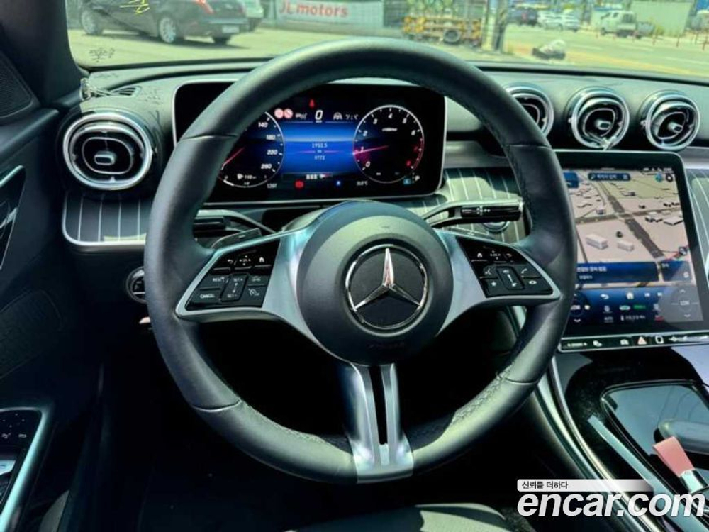 Mercedes-Benz C-Class W206 C200 Avangarde (11.2022)