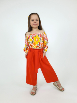 02-95-4 Комплект для девочки (футболка и брюки)