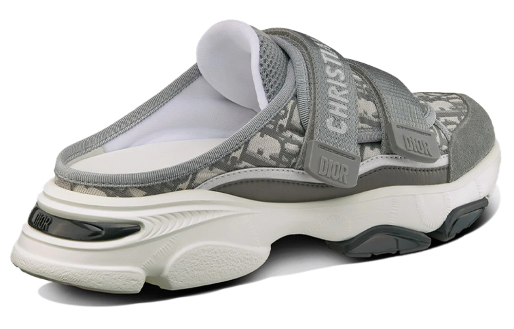 DIOR D Wander Closed Toe Slippers Women"s Light Gray