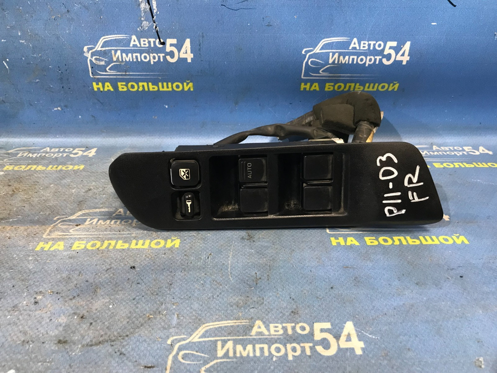 Блок управления стеклоподъемниками NISSAN PRIMERA 1999
