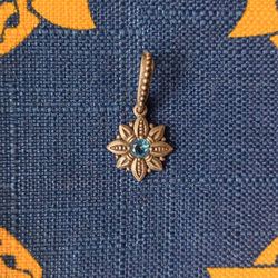 Подвеска.  Огнецвет