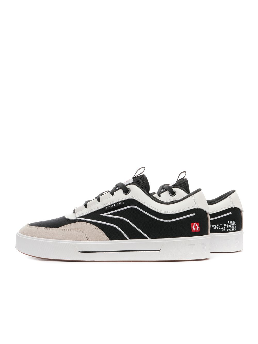 Купить Кеды для катания Traffa Ren черные/белые Кеды для катания Traffa Ren черные/белые