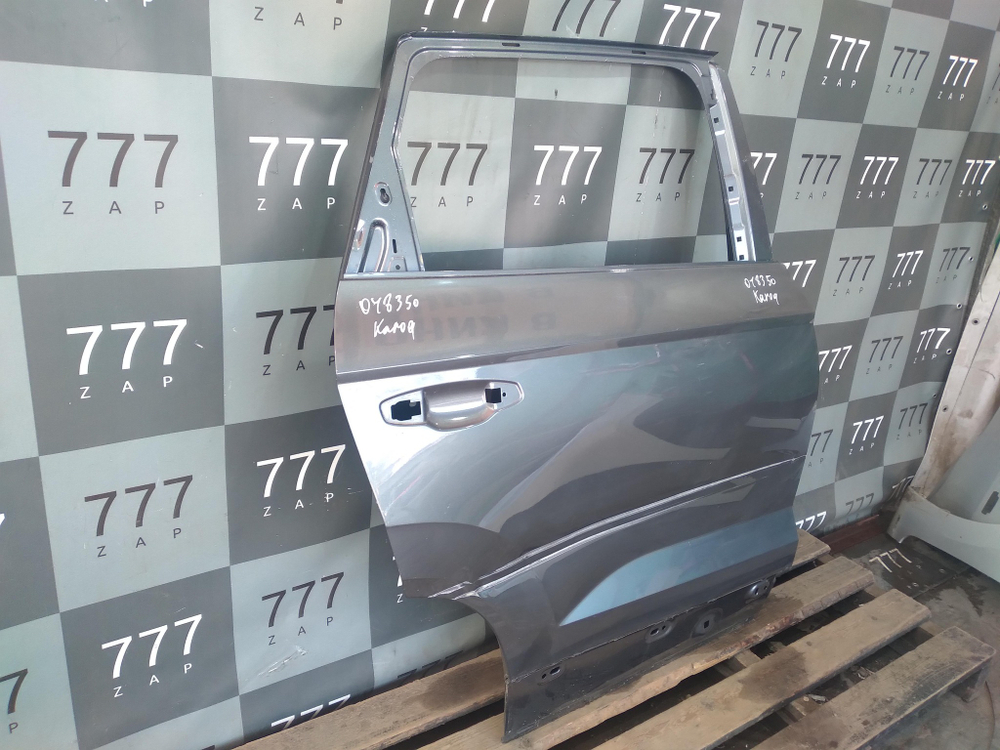 Дверь задняя правая Skoda Karoq 17-нв Б/У Оригинал 575833312B 575833052H
