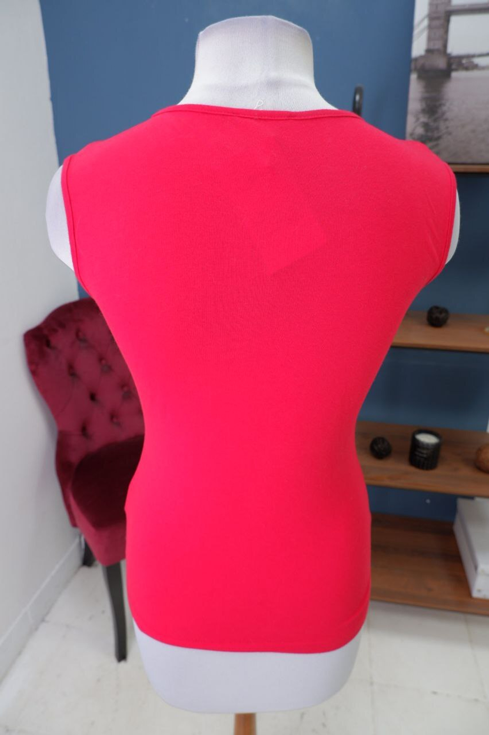 Блузка Incity яркая без рукавов 40 размер