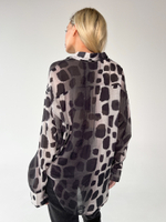 Рубашка Zhuo wafs 5095 удлиненная с кармананом и нашивкой MARNI леопрдовый принт