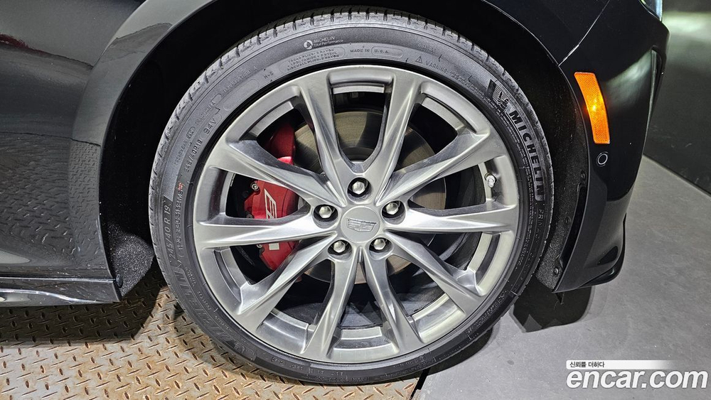 Cadillac CT5 2.0 Sports (12.2020)