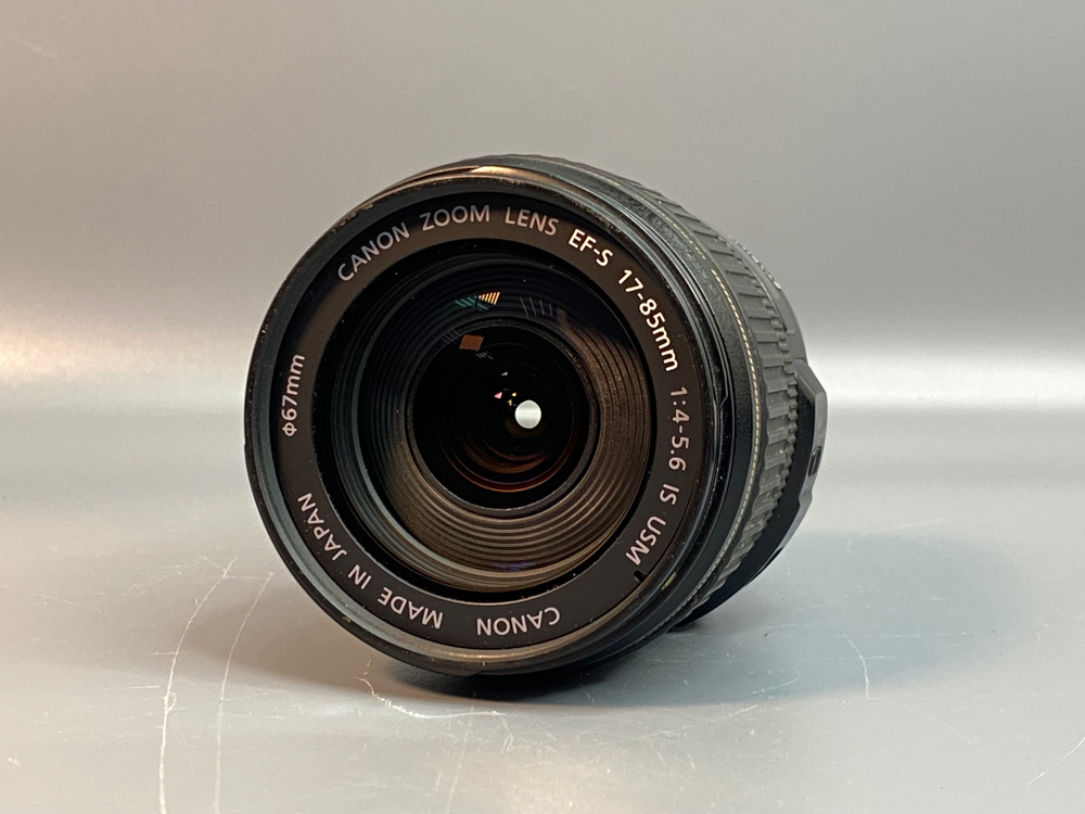 Canon EF-S 17-85mm 4-5.6 IS USM