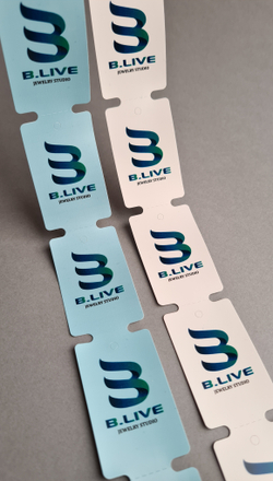 B.LIVE