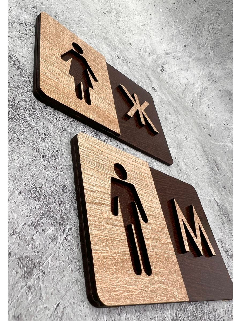 Табличка Туалет объёмная