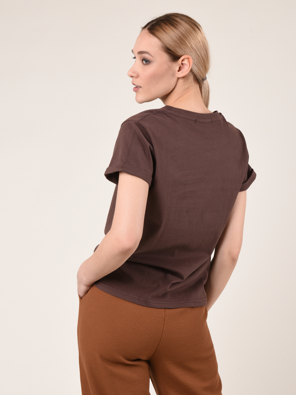 Футболка женская