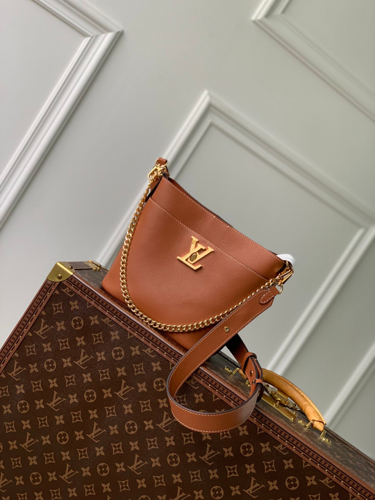 Louis Vuitton Lock and Walk