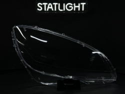 Правое стекло фары Mercedes W204 C200 2007-2011