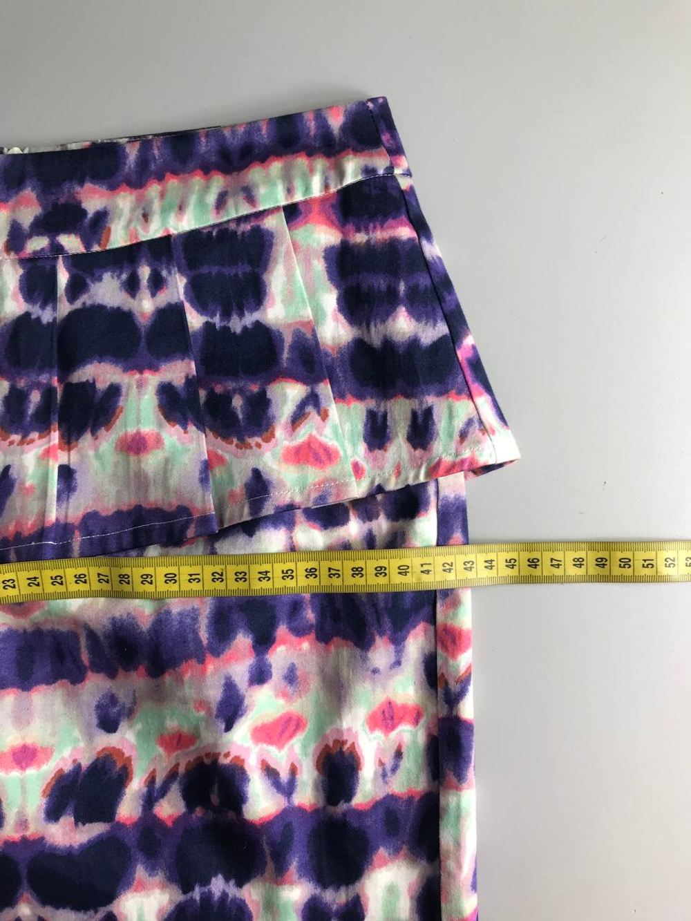 Юбка F5 с баской, маркировка S, визуально на 44 размер