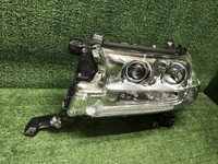 Фара левая Toyota Land Cruiser 200 (2015-2021) LED