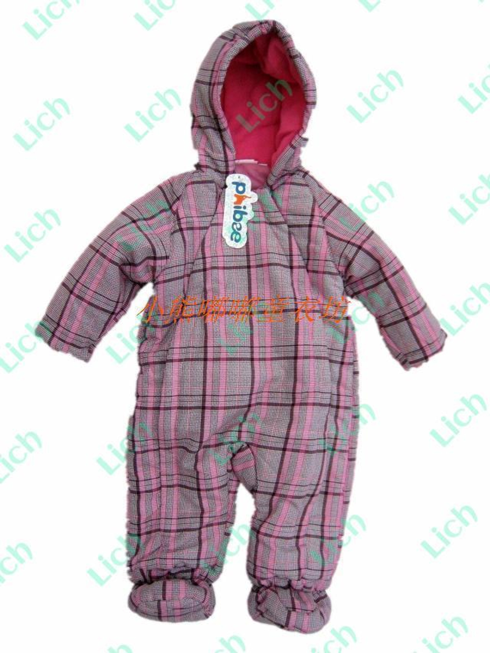 Комбинезон в клетку на молнии с носочками