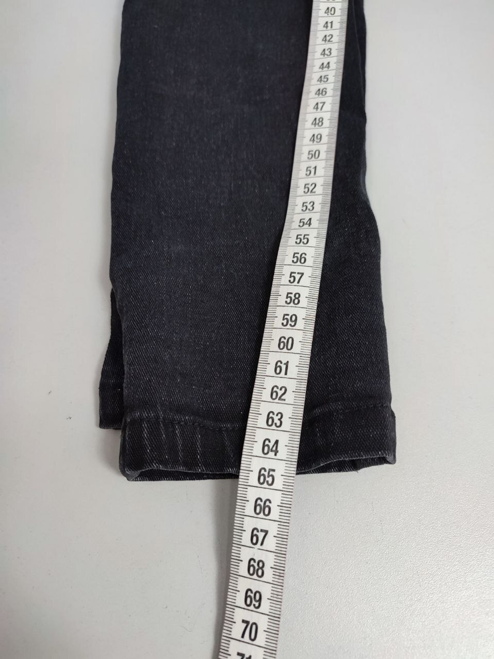 Джинсы стильные 40 размер