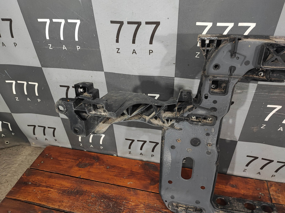 Панель передняя Kia Sportage 3 (SL) 10-16 Б/У Оригинал 641013U000