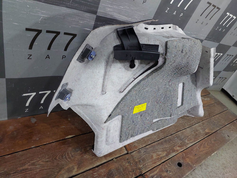 Обшивка багажника правая 5дв. Opel Astra H 04-14 Б/У Оригинал 13252210