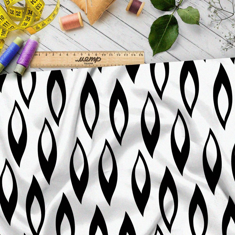Ткань Ниагара Софт черно-белый ретро