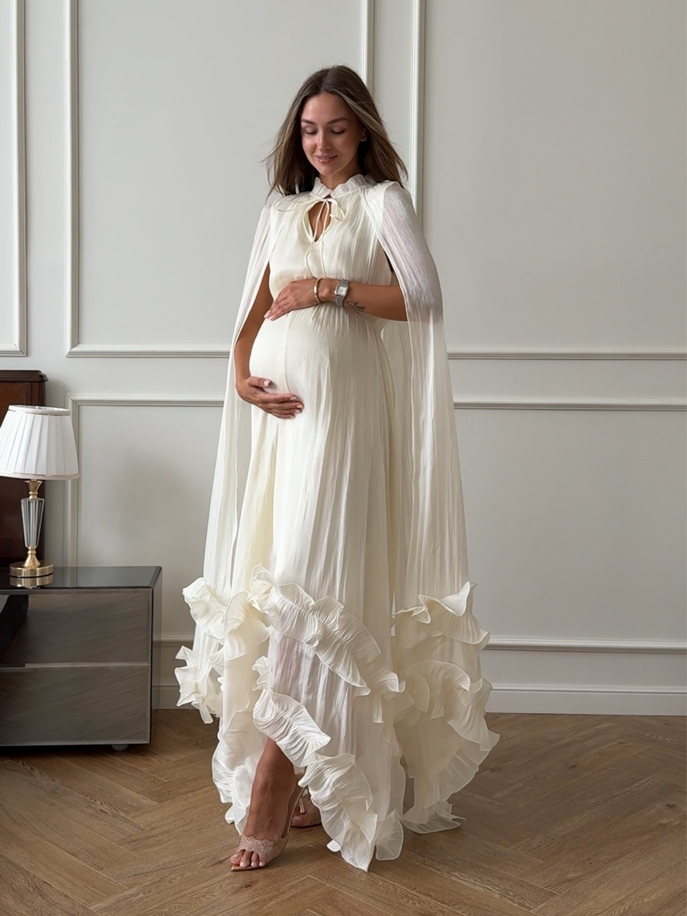 Платье шифоновое, широкого кроя, с воланами