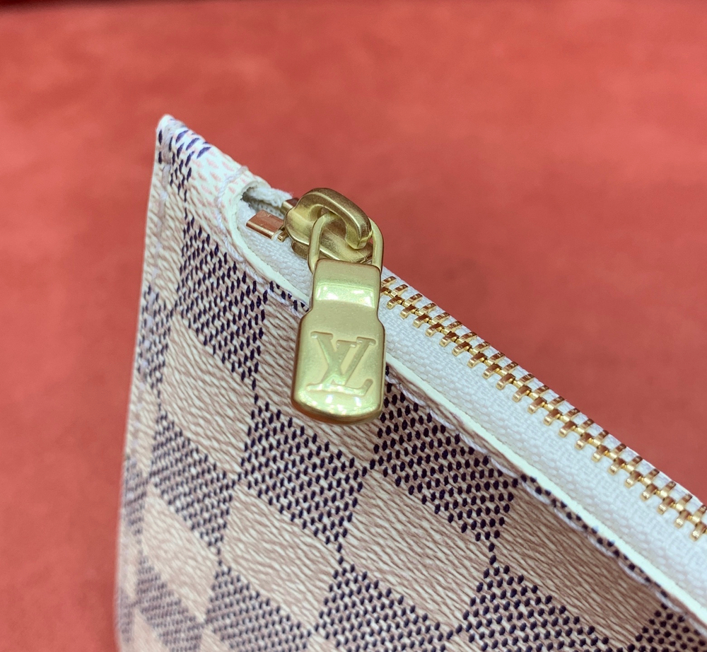 Louis Vuitton Neverfull PM