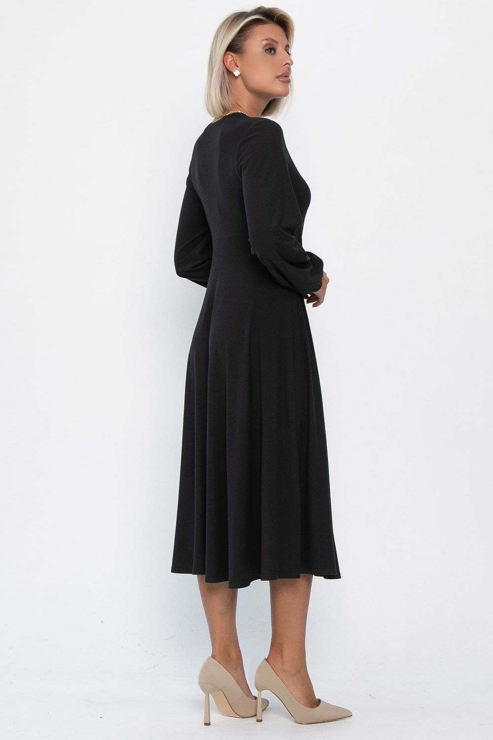 Платье трикотажное Эхо лета (черное) П14366-1М LT Collection