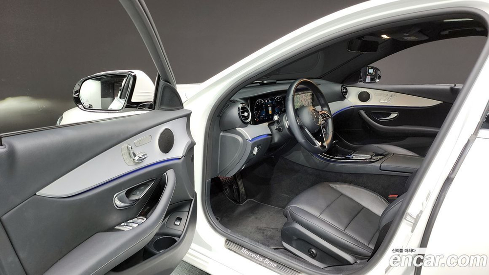 Mercedes-Benz E-Class W213 E250 Avangarde (12.2020)