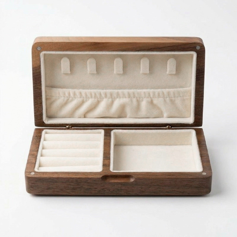 Шкатулка из натурального дерева