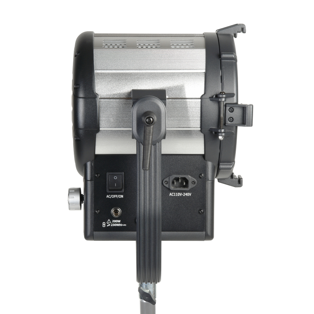 Осветитель студийный GreenBean Fresnel 200 RGB X3 DMX